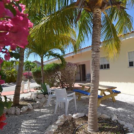 Relex Villa With Private Pool Willemstad Ngoại thất bức ảnh
